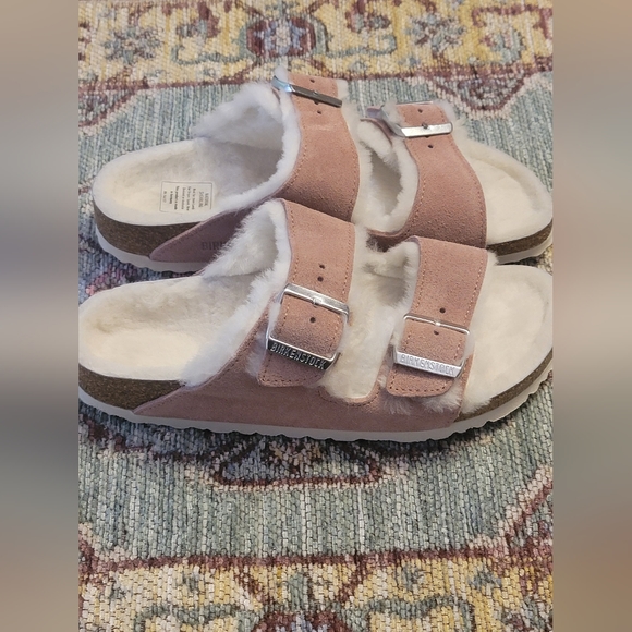 Birkenstock Arizona Shearling Lined Sandal - Picture 2 of 9